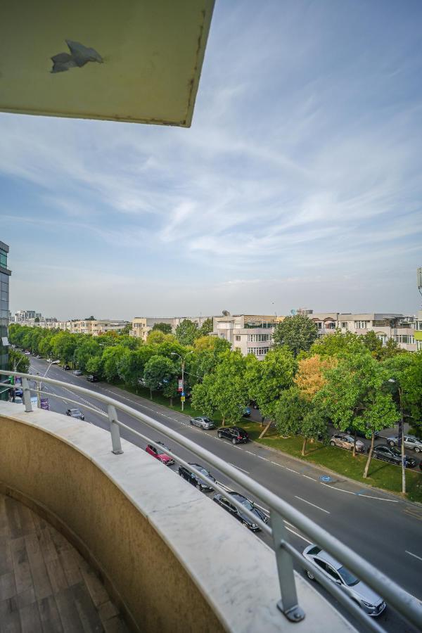 Penthouse With Huge Rooftop & Amazing City View Bukareszt Zewnętrze zdjęcie