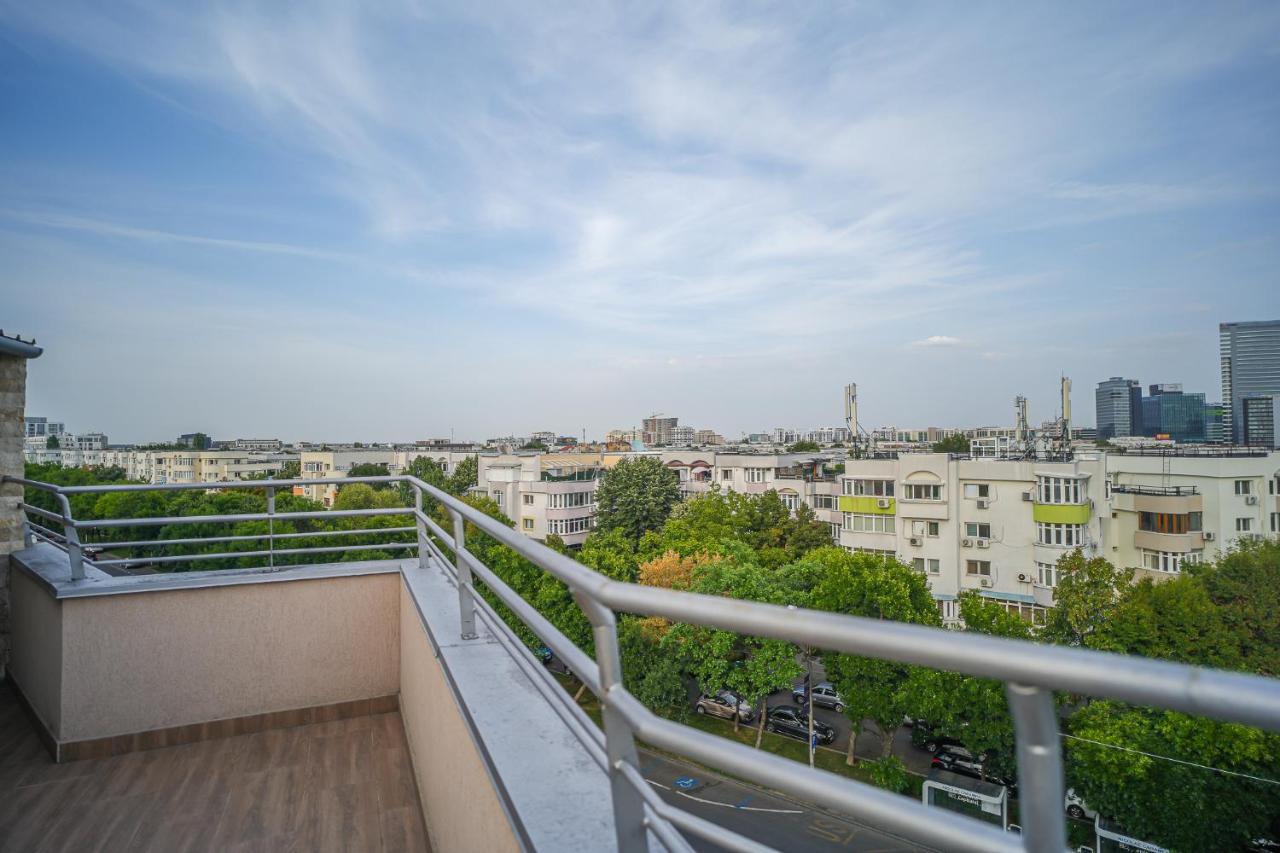Penthouse With Huge Rooftop & Amazing City View Bukareszt Zewnętrze zdjęcie
